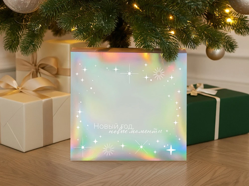 Подарочная коробка с голографическим шубером Aurora, L