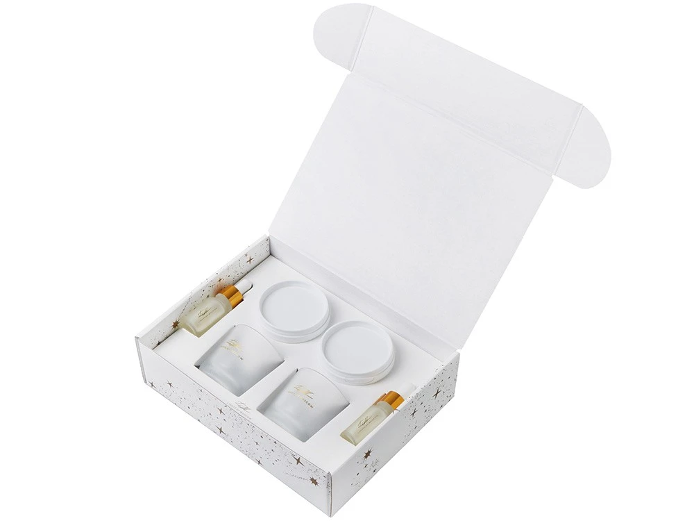 Набор для создания 2-х ароматических свечей: амбра и табак/маракуйя, сандал и пачули