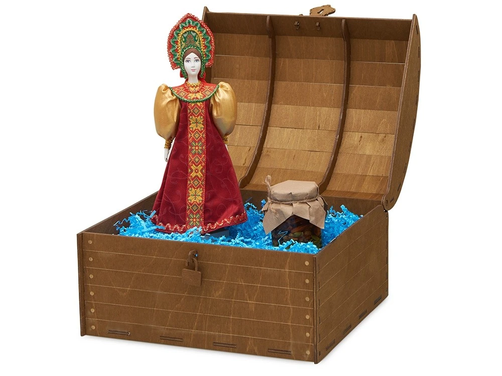 Подарочный набор: кукла фарфоровая, мёд с гецким орехом