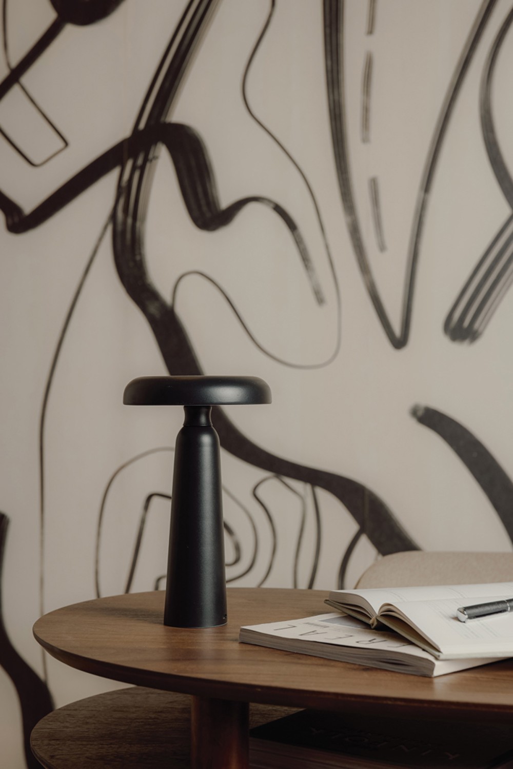 Настольная лампа VINGA Avery RCS